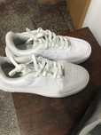 Vand  adidasi nike air force