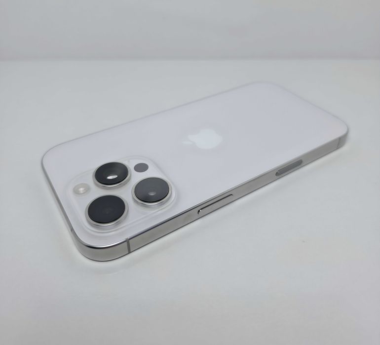 iPhone 16 Pro 256GB Titanium White