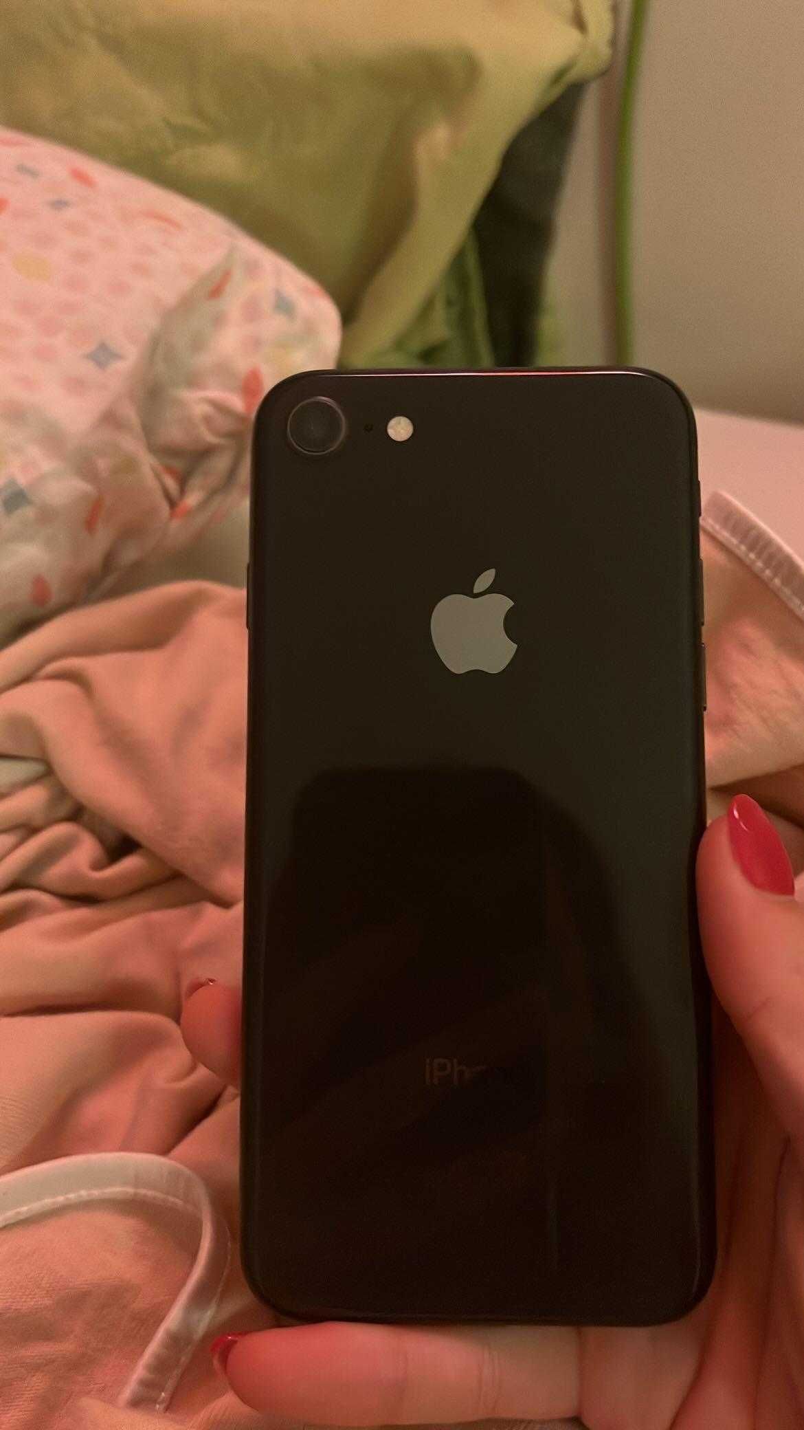 ПРОМО ЦЯНА! Смартфон Iphone 8 64gb