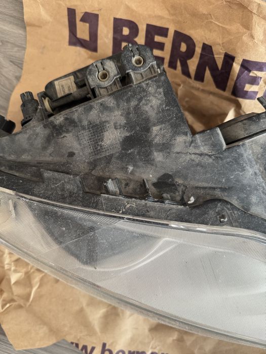 Far bi xenon seat exeo