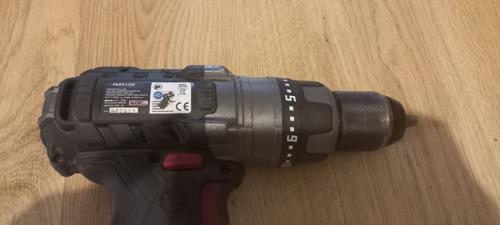 Bormasina Masina de insurubat Filetanta Maisna gaurit Masina infileta