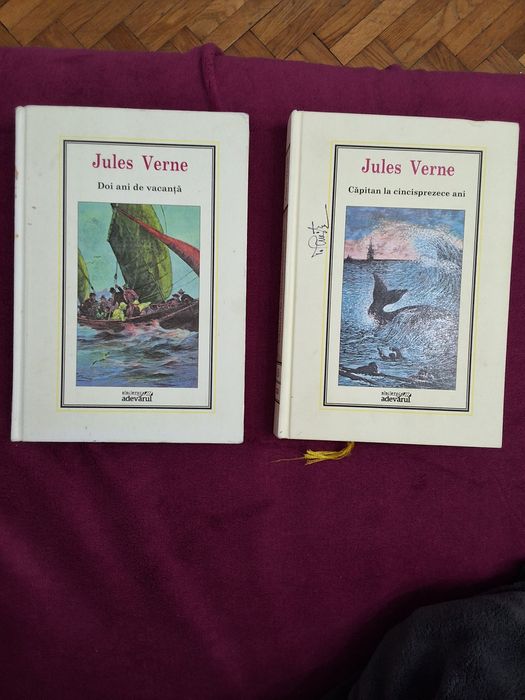 Jules Verne "Capitan la 15 ani" si "2 ani de vacanta", 15 lei ambele