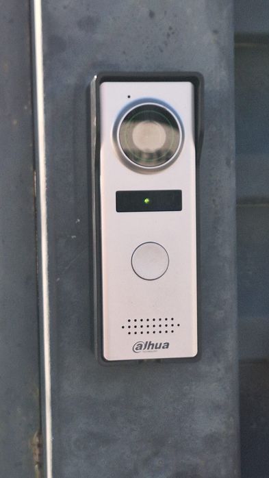 Sisteme automatizari porți, videointerfoane, uși garaj