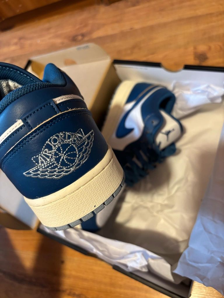 Nike Air Jordan Low SE