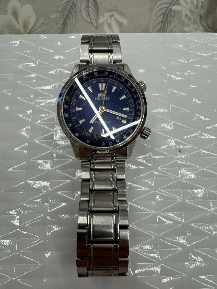 Ceasuri Fossil Guess Orient si Tommy Hilfiger