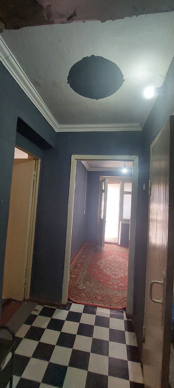 Продается квартира в Янгиюле.