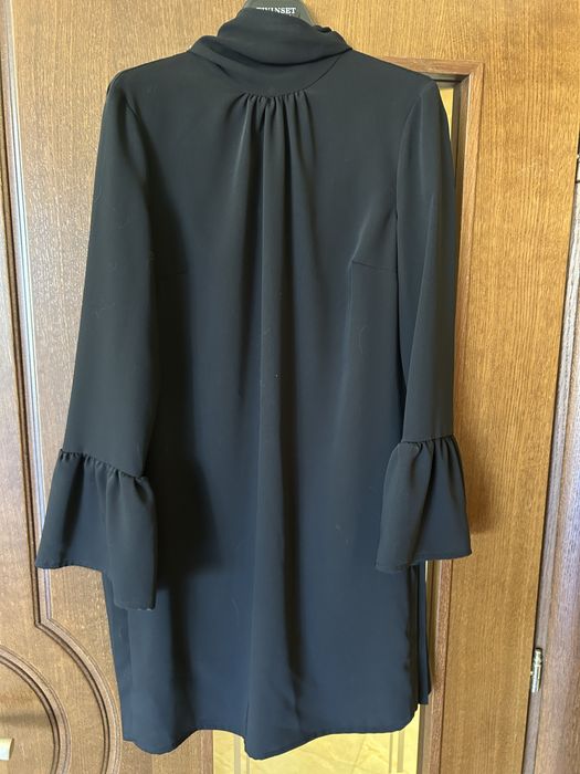 Черна рокля who are you