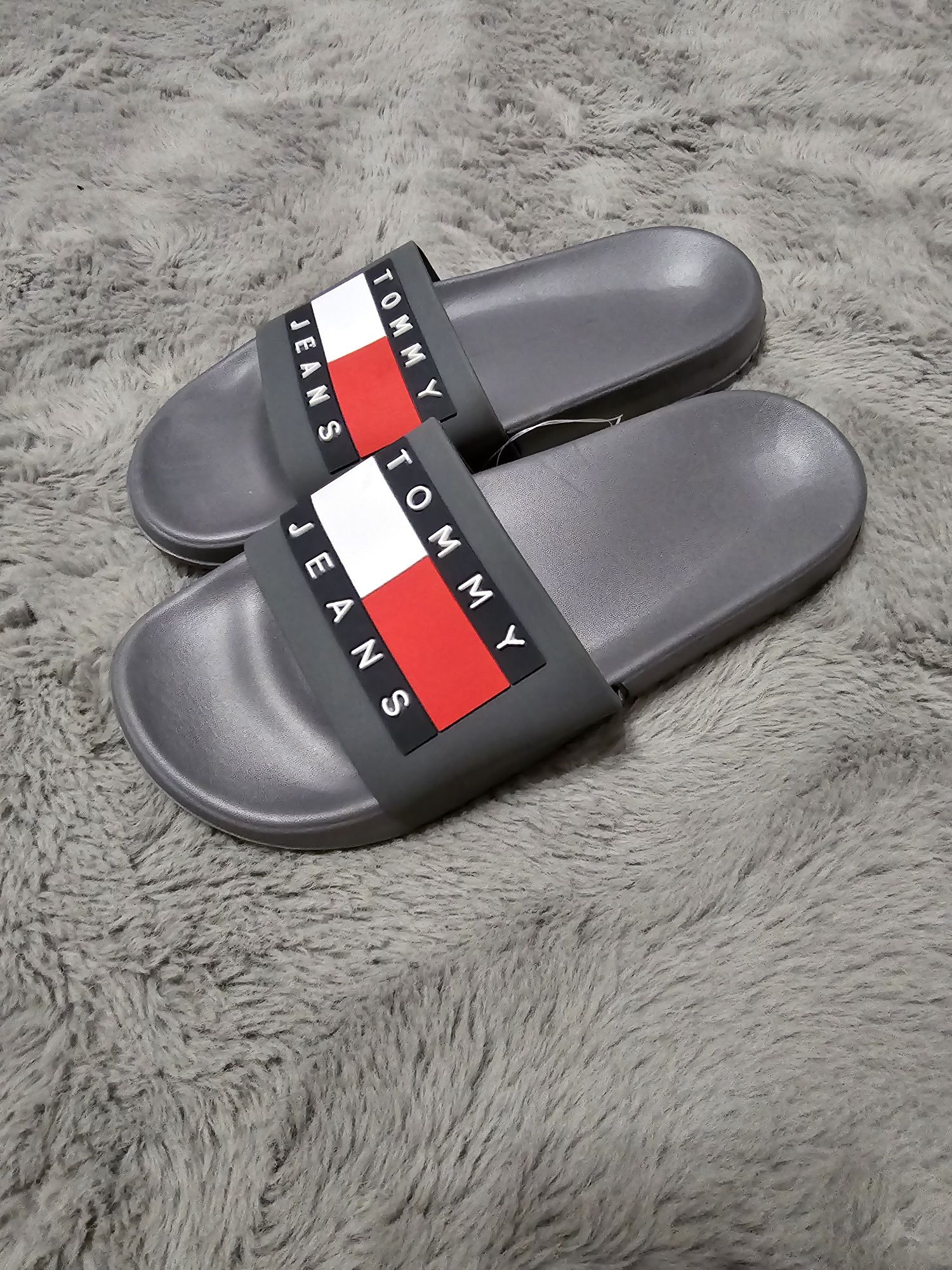 Papuci / Slapi Tommy Hilfiger