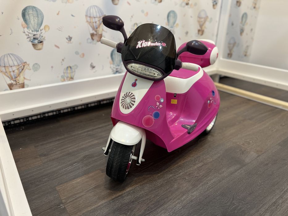 Vand scuter electric pentru copii, cu lumini, muzica, mers fata-spate