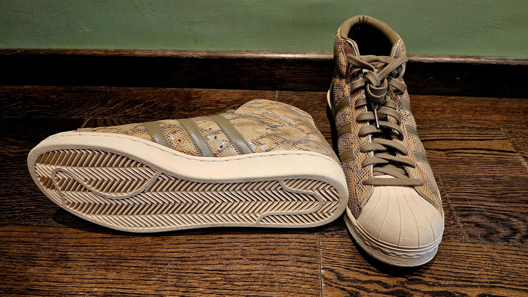 Adidas Pro Model Snake skin