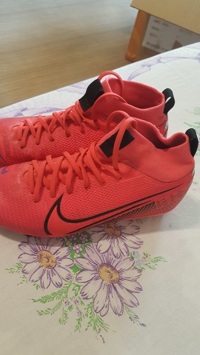 adidasi fotbal băieți Nike nr 33