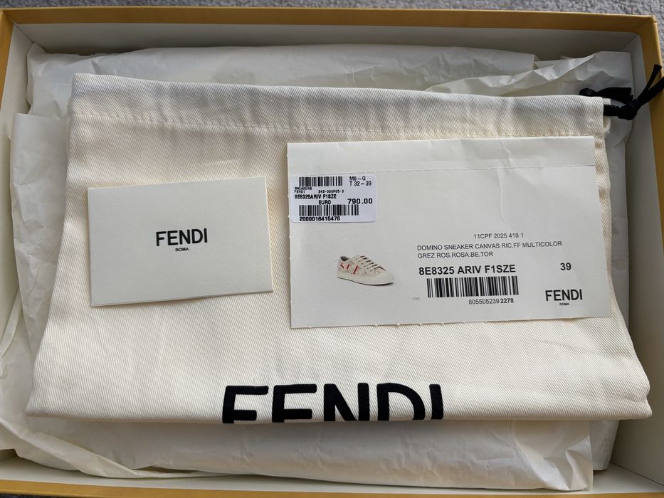 Сникърси Fendi Domino