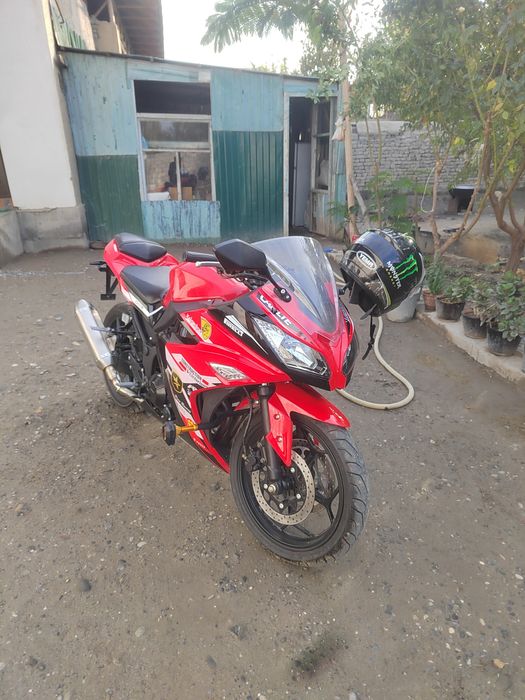 Motosikl kawasaki moto 400 kub