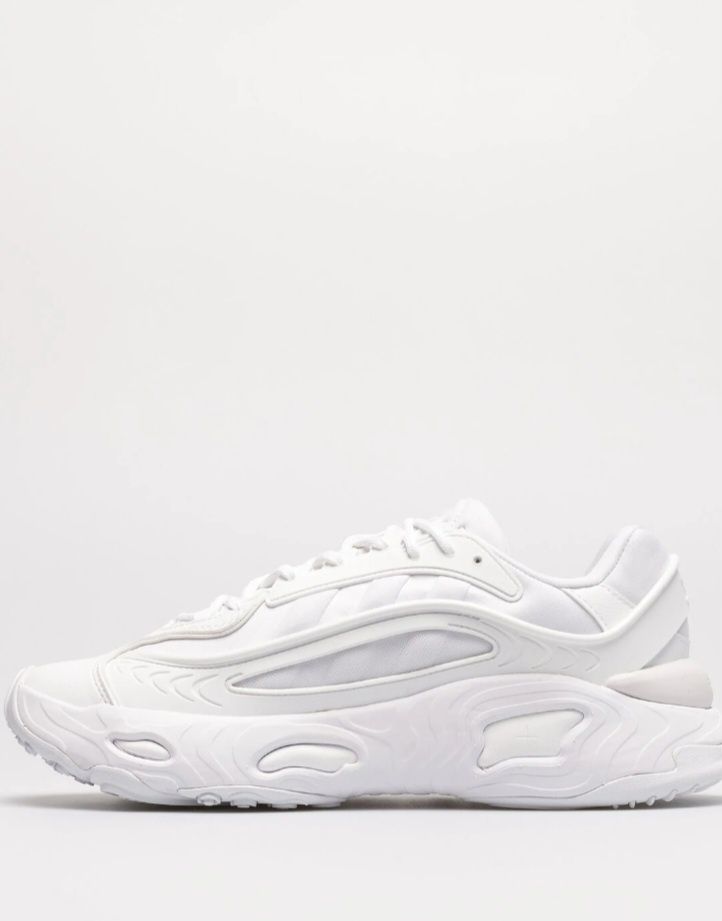 Vând Adidas Oznova