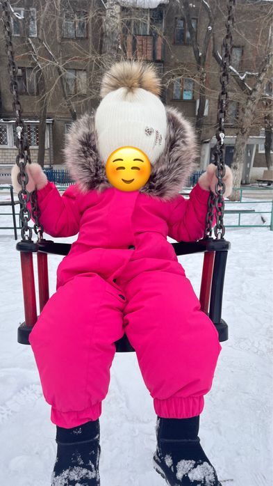 Продам зимний комбез и угги натуральные