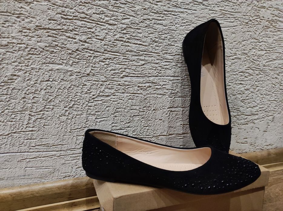 Нови дамски обувки има и малко носени / номера 41 и 42