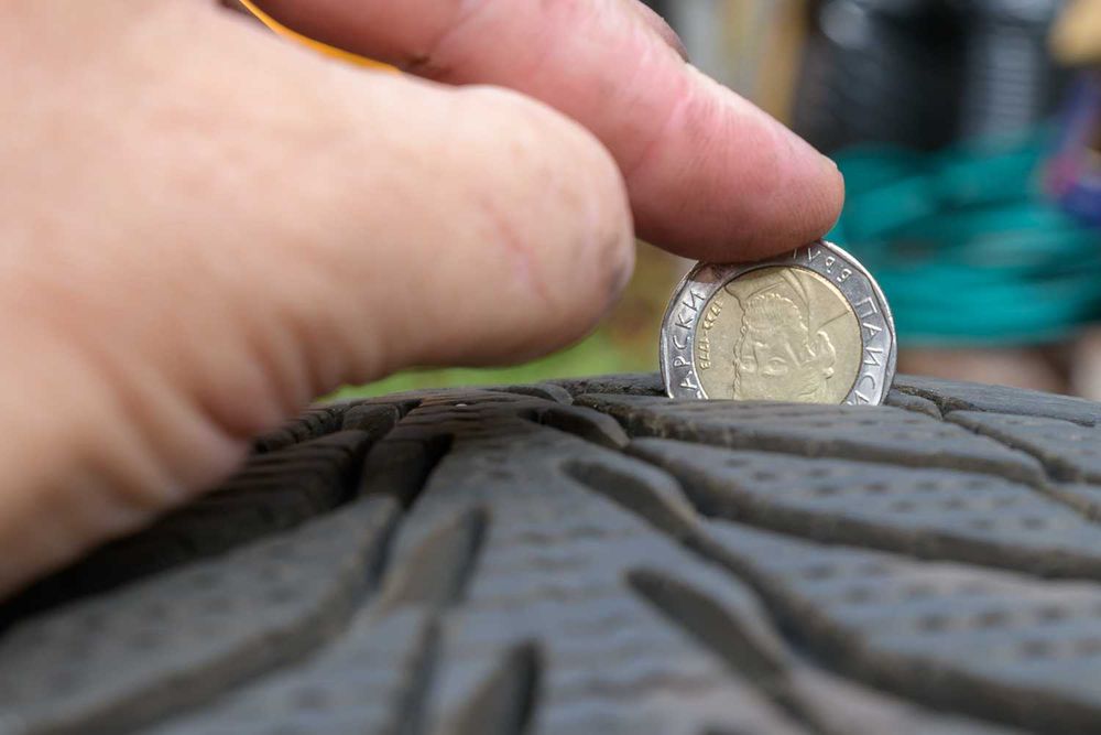Комплект гуми с джанти 215/65R16