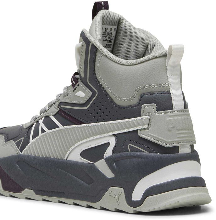 Ghete sport Puma marimea 43 (28 cm)(plus 3 perechi sosete Puma inclus)