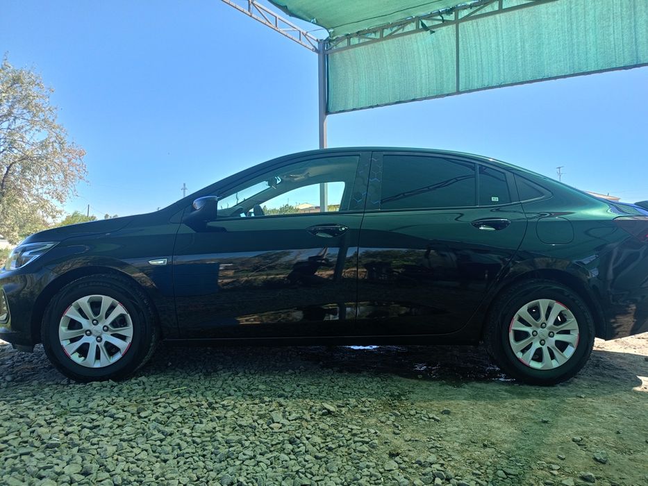 Chevrolet Onix Sotiladi