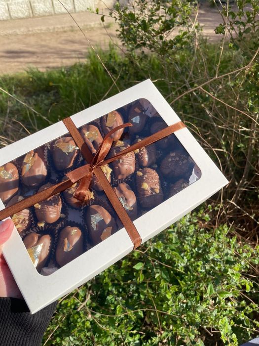 Финики в шоколаде