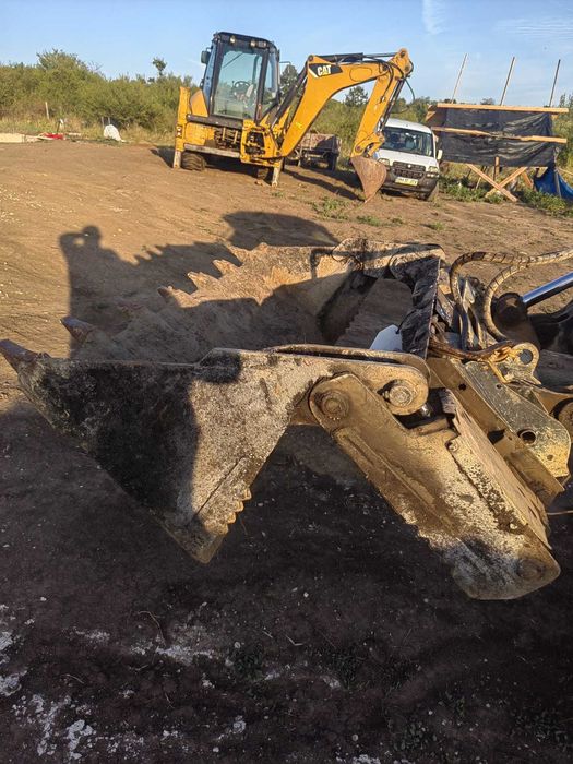 vand cupa multifunctionala miniincarcator bobcat