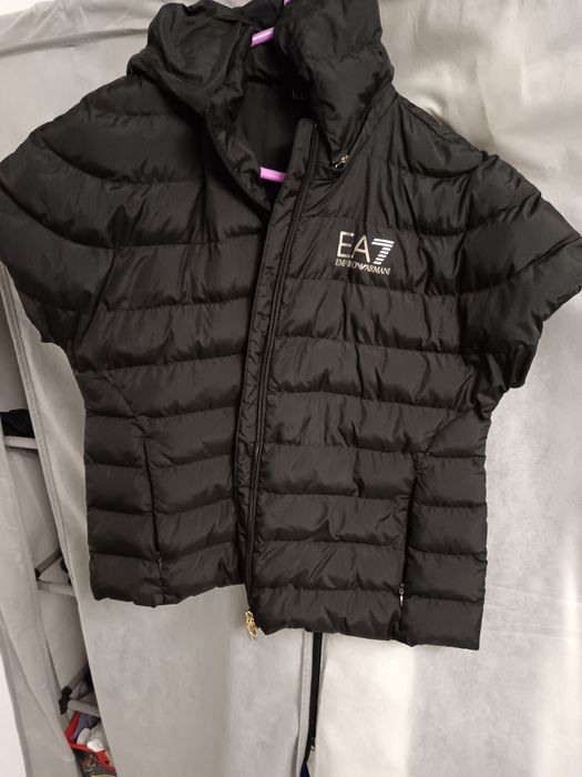 Vesta dama. Emporio Armani M