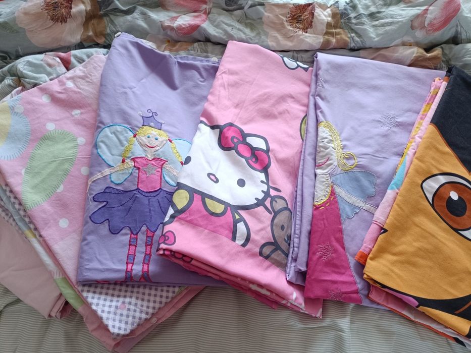 Детско спално бельо за момиче.