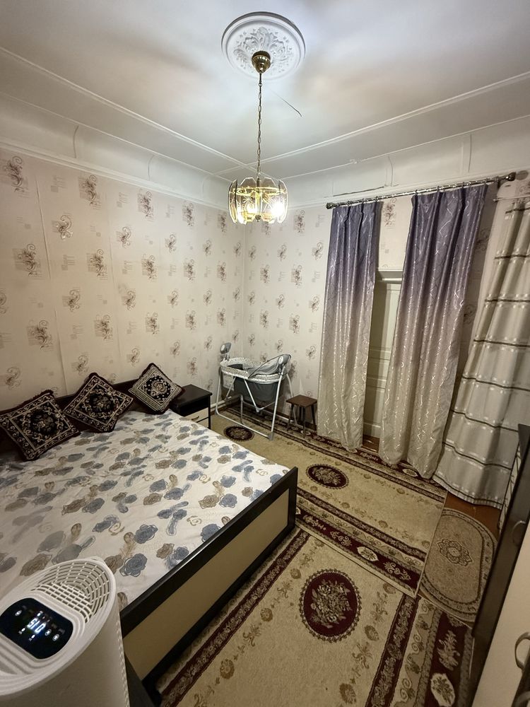 Uy Sotiladi 2.4 sotix barcha sharoit bor