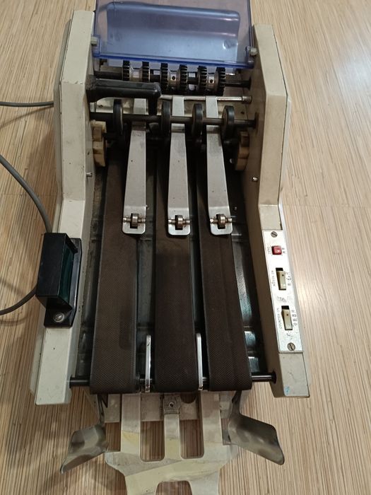 Банкнотоброячна машина