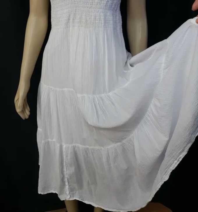 Rochie de la Valentino, din panza topita cu dantela, M, L, XL