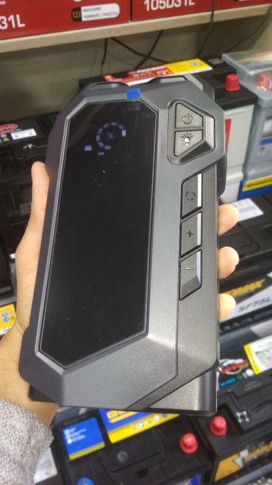 Jump starter повербанк бустер пусковой устройство  powerbank