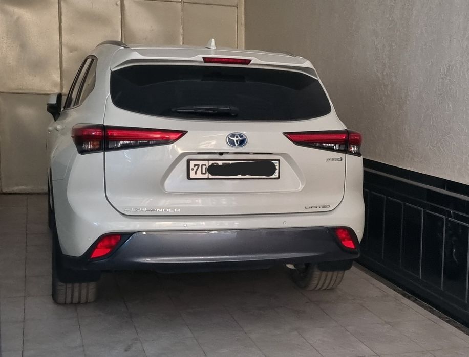 Toyota highlander