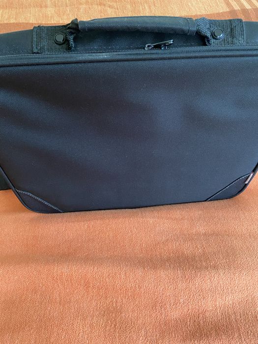 Geanta de umar pentru laptop pentru barbati noua