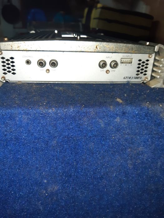 Amplificator auto ground zero și incinta ptr difuzoare de 28 cm