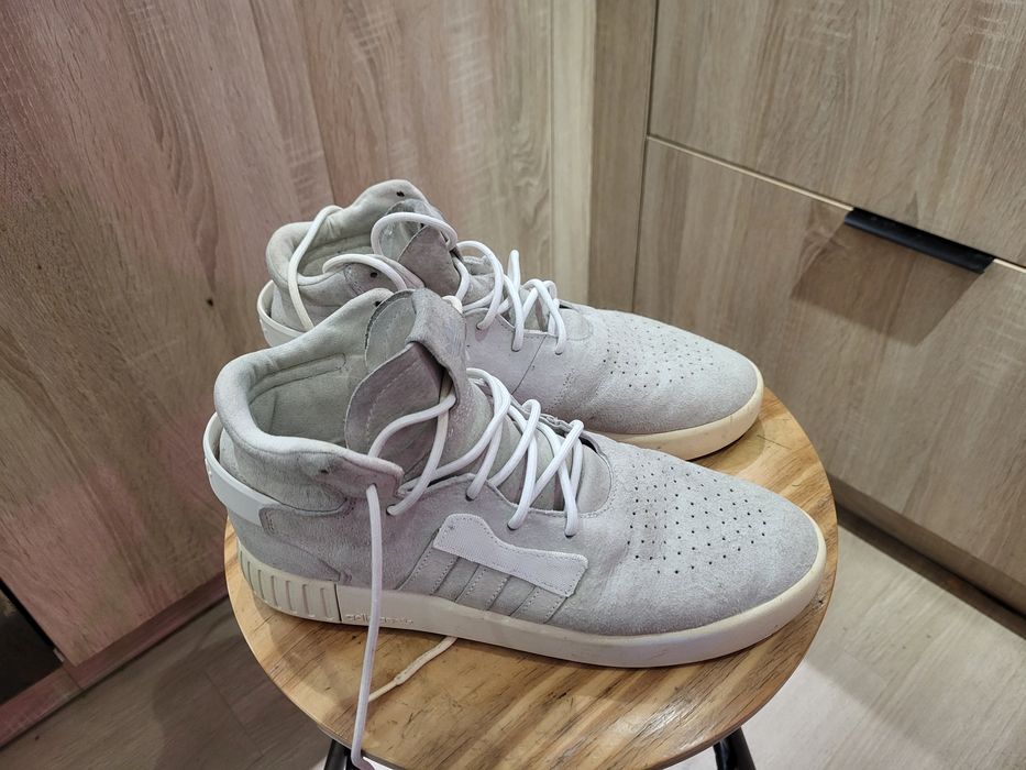 Продам полуботинки adidas