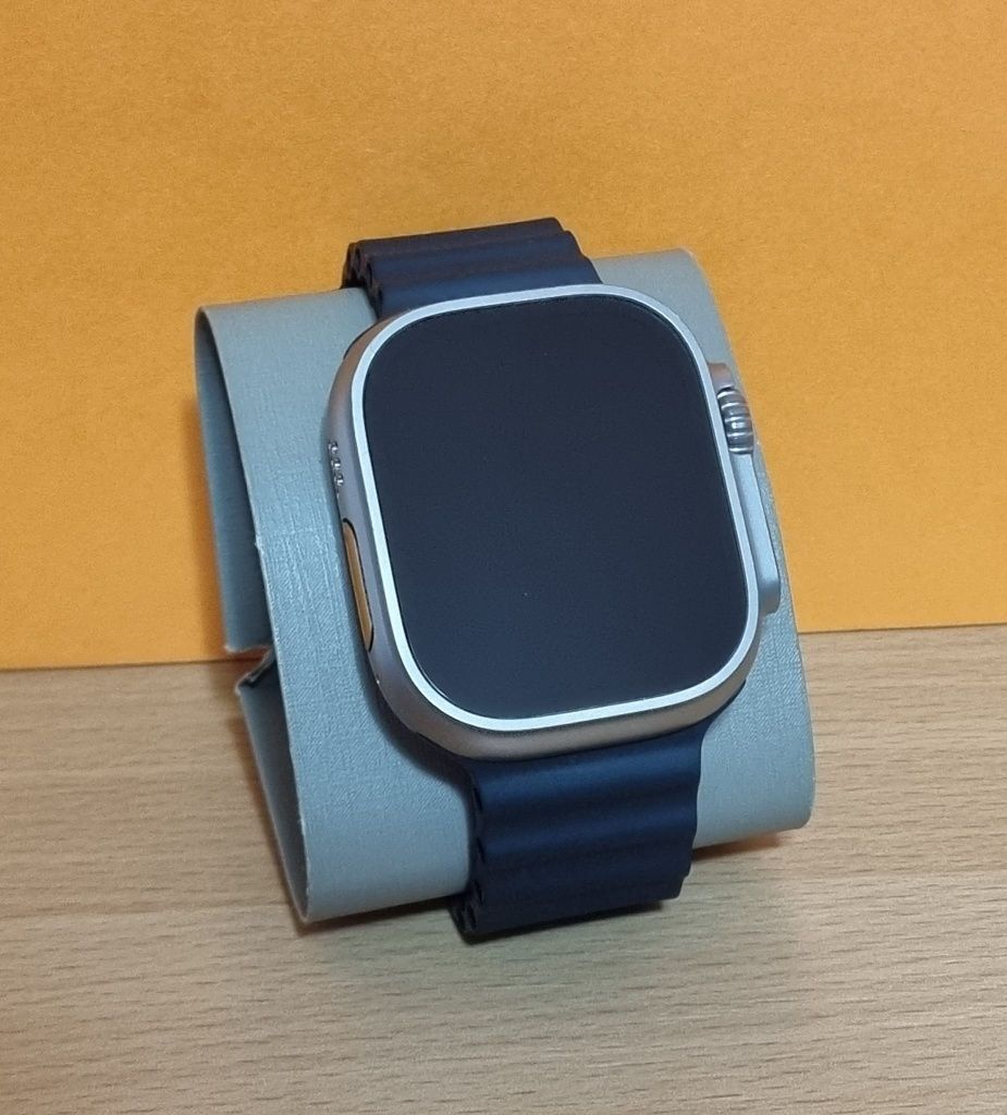 Apple Watch Ultra 49 mm full box LTE