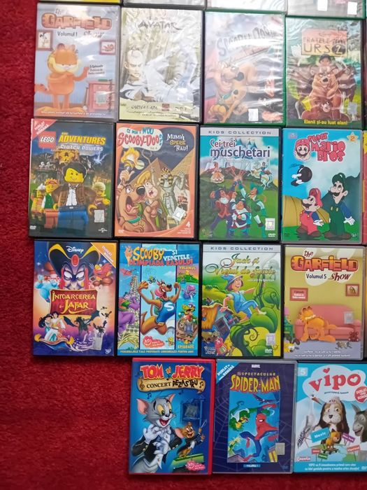 Lot 28 cd uri cu filme pentru copii. Pret 100 lei fix