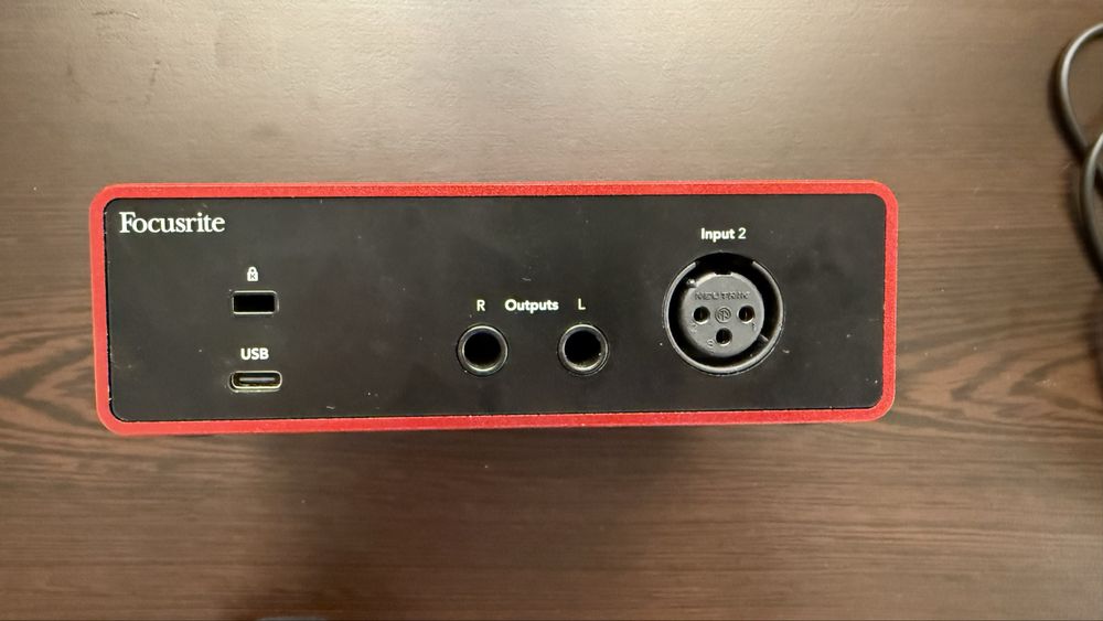 Focusrite Scarlett Solo Studio 4th Gen Bundle