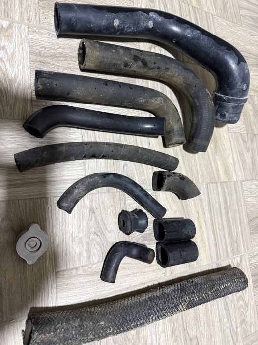 Продам патрубки на ваз цена за все