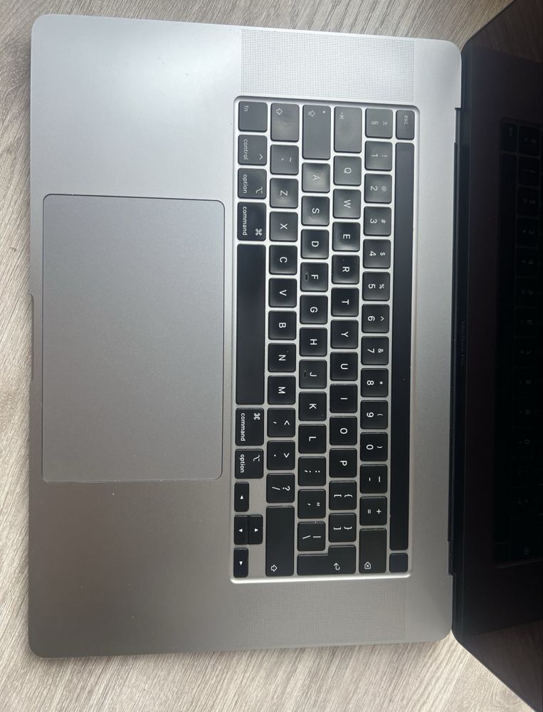 Macbook Pro 16 2019 i9 32 RAM