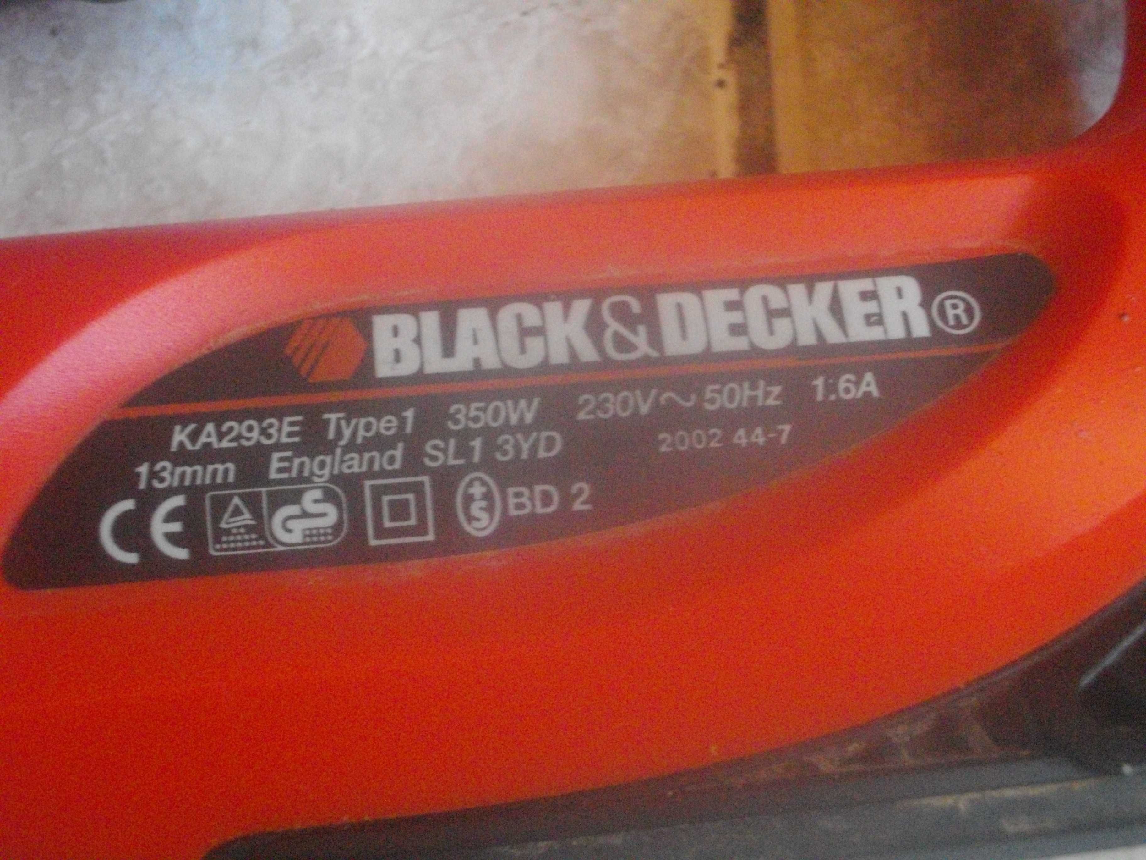 Black Decker KA29-Англ.Мини Лентов Шлайф-Ел.Пила-Шлайфане Трудни Места