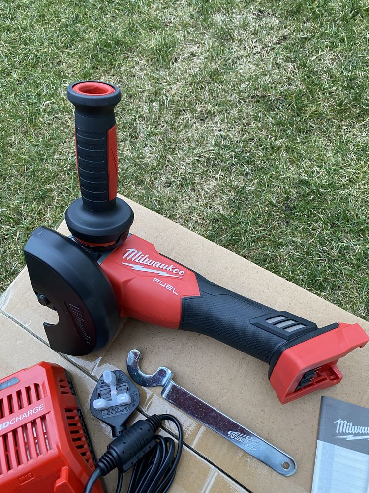 Flex Milwaukee M18 FSAG125x 2022