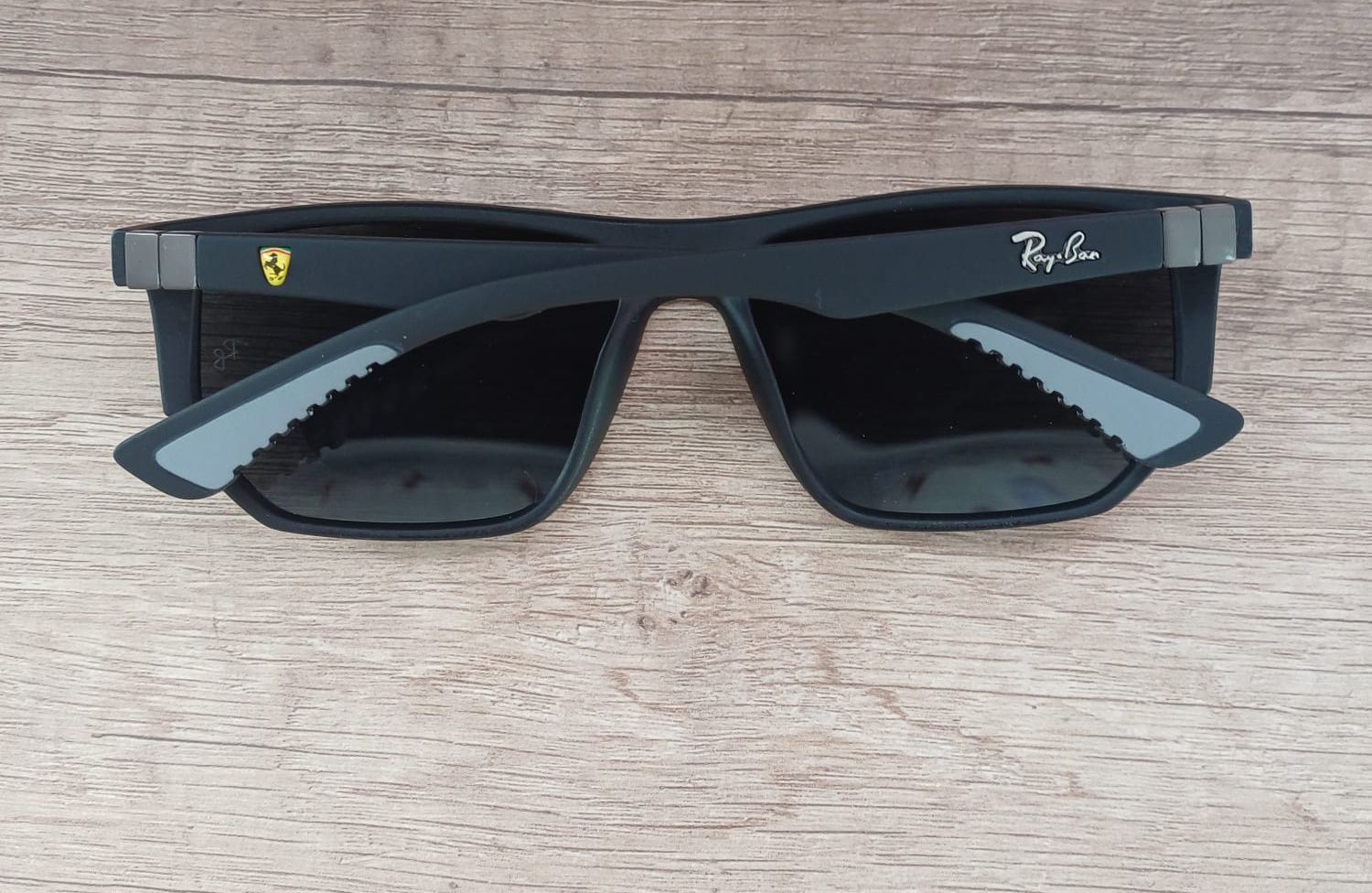 Ochelari Ray Ban wayfarer rb 8371 Ferrari