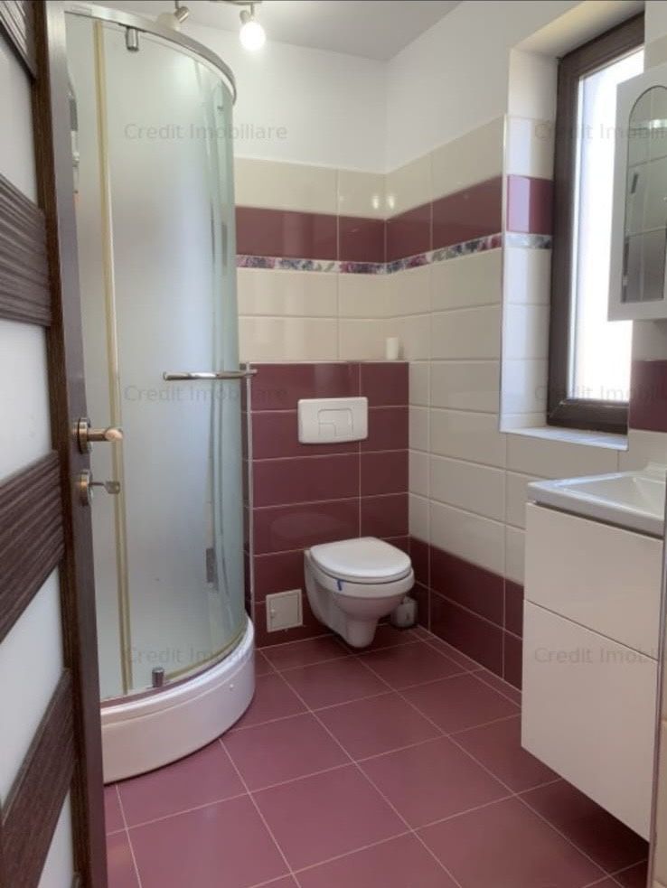 Proprietar inchiriez casa in Ghimbav