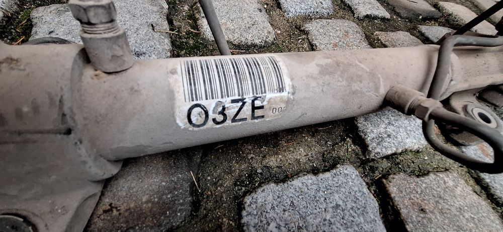 хидравлична рейка Toyota Corolla Verso 2.0 D-4D/ 2002г
Рейката е стегн