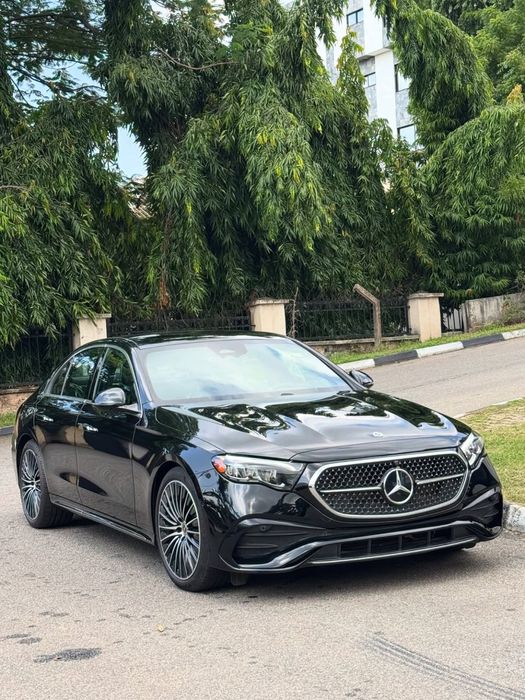 Новый! Mercedes-Benz E450 sedan