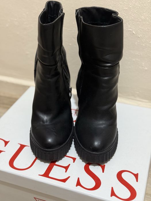 Боти с ток Guess