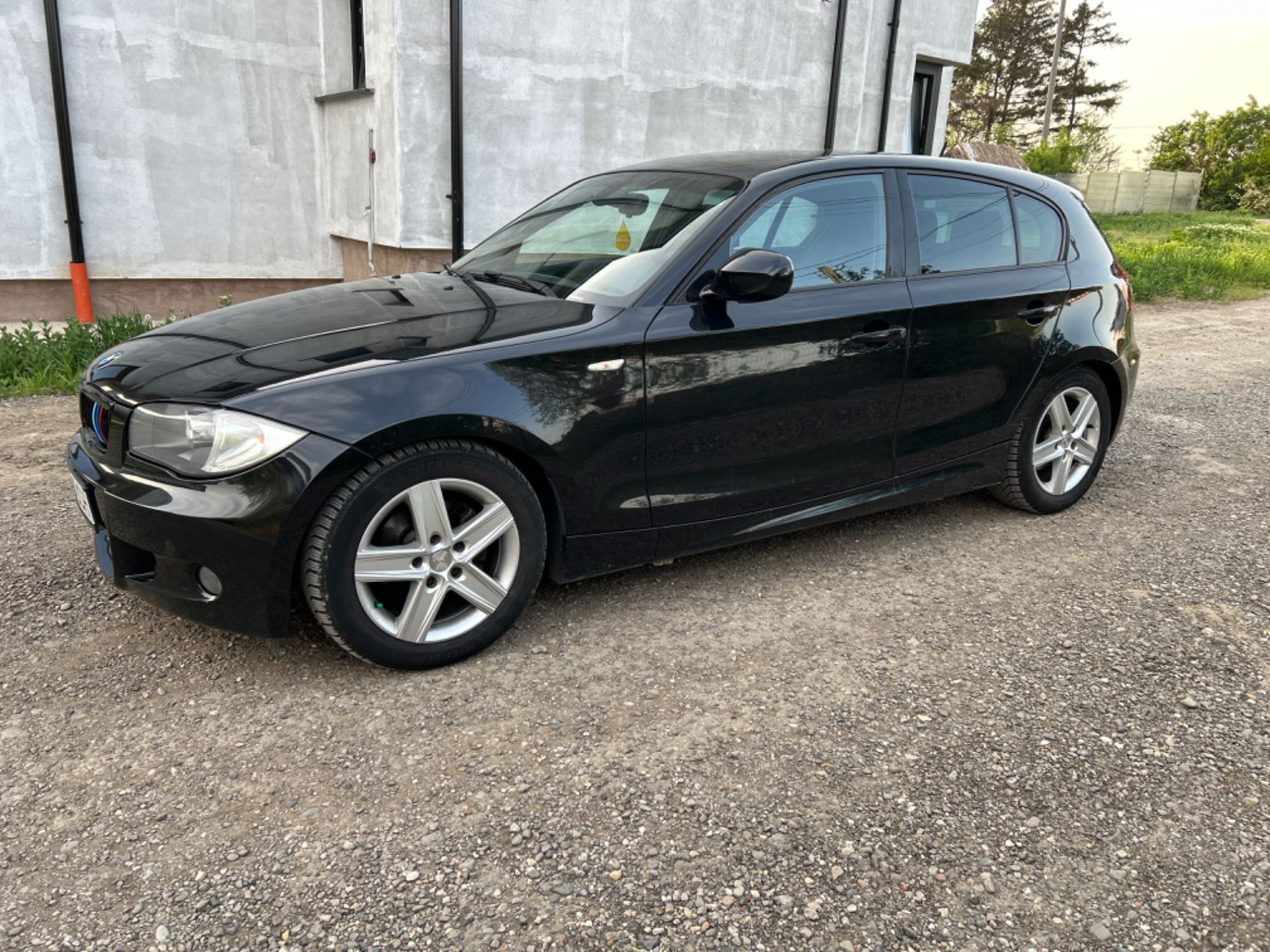 BMW seria 1 , 2.0 benzină, 122CP