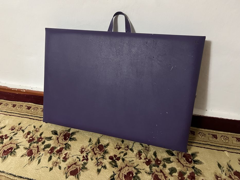 Кушетка массажная