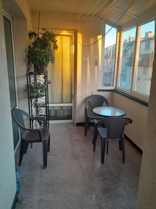 Дава се под наем Четиристаен апартамент в Варна, Лятно кино Тракия - 90 кв.м за 750 € - Снимка #11